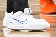皇冠体育官方入口-布伦森穿着Kobe4，砍下33分5篮板9助攻